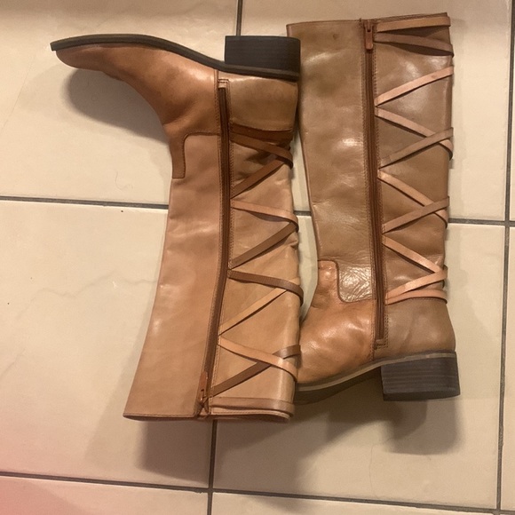 Riding boots - Picture 3 of 3